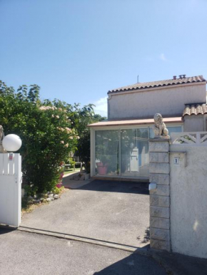 Rêve Bleu, Maison T3 Frontignan Plage avec Jardin, Mer à 250m, Clim & Parking